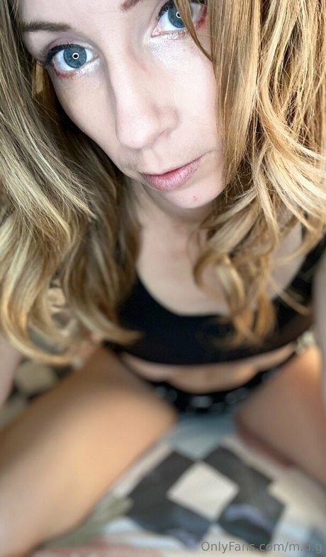 m d g Brüste OnlyFans