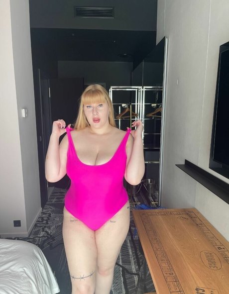 CaylaSnow Leaks von Nacktbildern auf OnlyFans