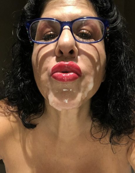 Carol Foxxx Leaks von Nacktbildern auf OnlyFans