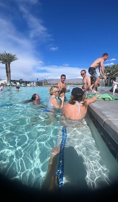 Mae Welsch OnlyFans Nacktbilder geleakt