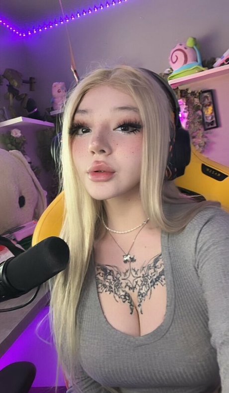 AleurierFlare Leaked OnlyFans Nacktbilder