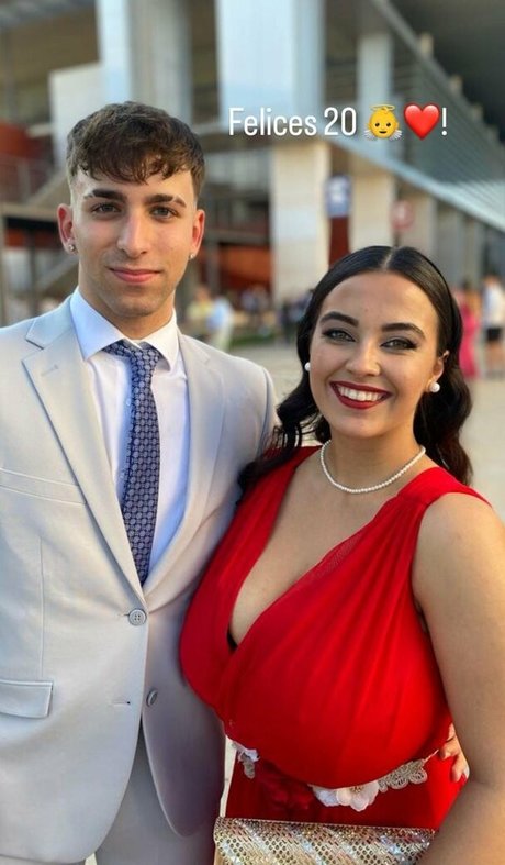 Anneris Nacktbilder auf OnlyFans