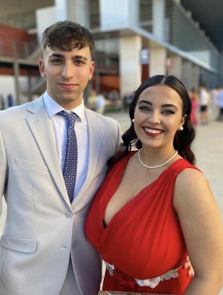 Anneris Nackt auf OnlyFans