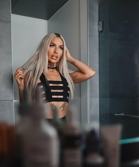 Kittybooboo1 OnlyFans Strip