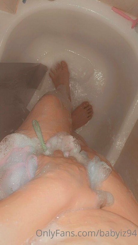 babyiz94 OnlyFans Nacktbilder