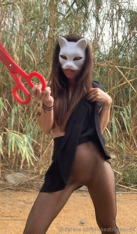 nakedtraveler OnlyFans öffentliche Fotos OnlyFans