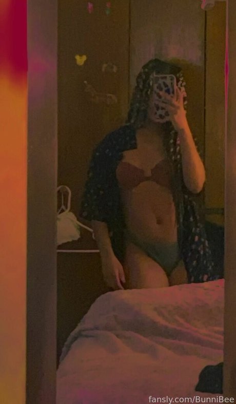 BunniBee OnlyFans Leak