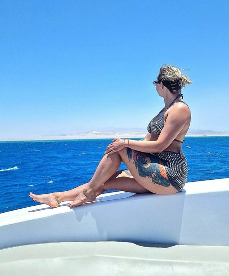 Masha Hitraya Nacktbilder von OnlyFans