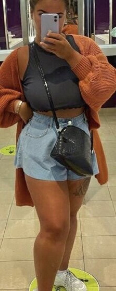 Nicole Barker Leaks von OnlyFans