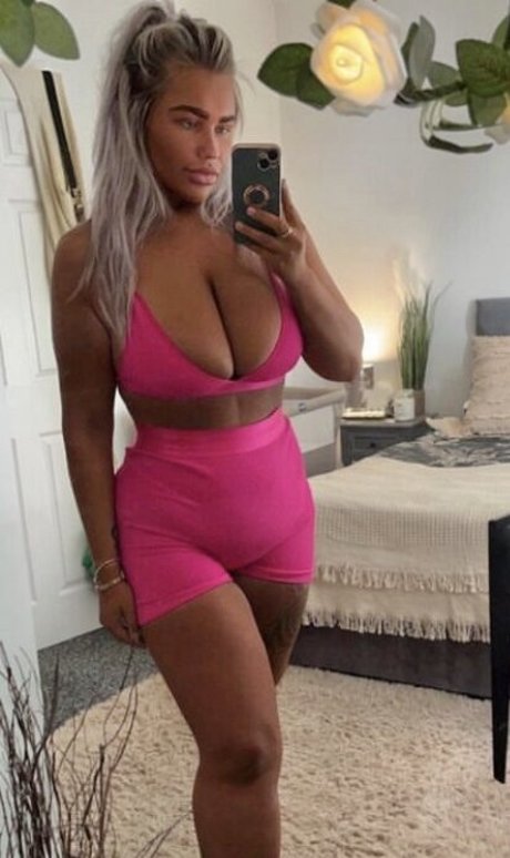 Nicole Barker OnlyFans Nacktbilder geleakt