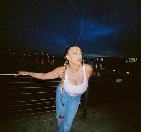 Mahalia Leak von OnlyFans-Inhalten