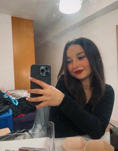 narjess OnlyFans Mega