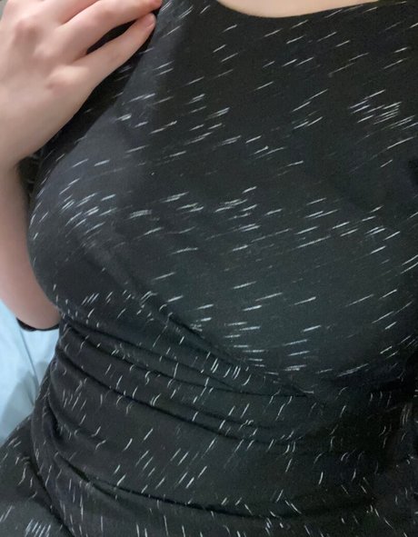 Frozen Cherry Nacktbilder von OnlyFans geleakt