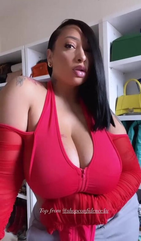 tylea adore OnlyFans-Model