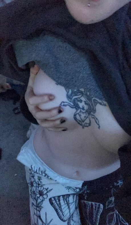 vapew0rm Nacktbilder von OnlyFans