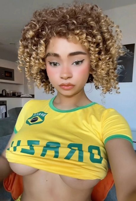 KiaraPeachy Leaked OnlyFans Sex