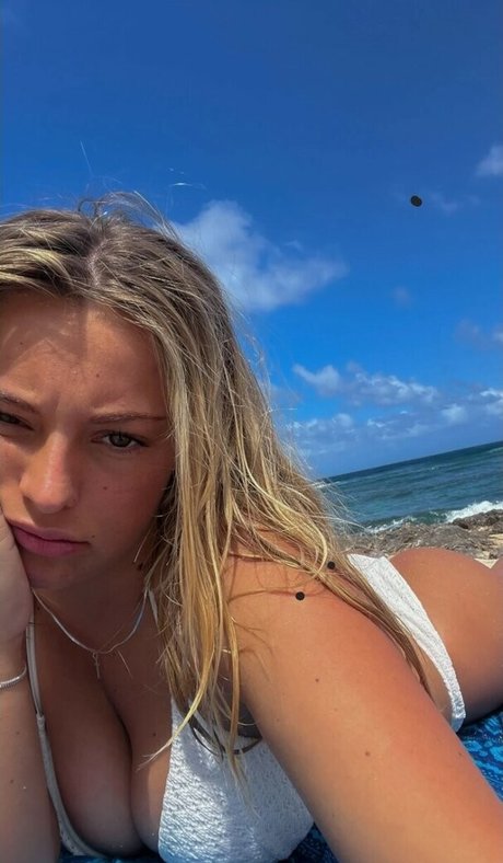 Belle Warren Nacktbilder OnlyFans