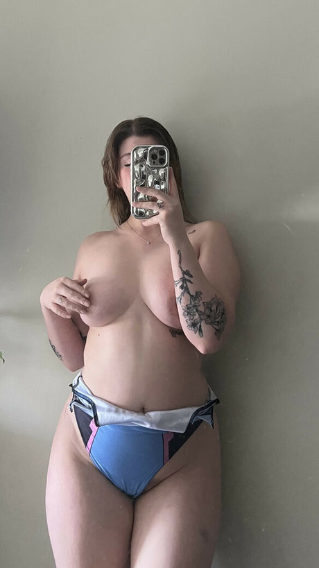 yourmuse OnlyFans Beiträge