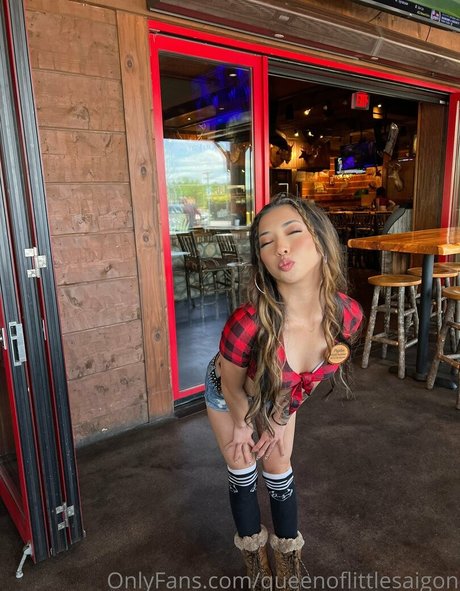 fitgirlyumi NurlyFans-Pornos