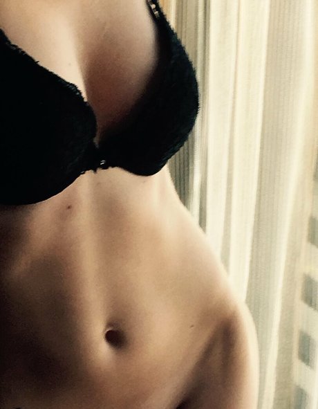 theravebitch OnlyFans-Leaks