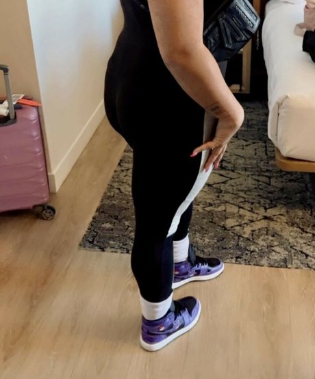 AEW Wrestler Nyla Rose OnlyFans nackte Brüste