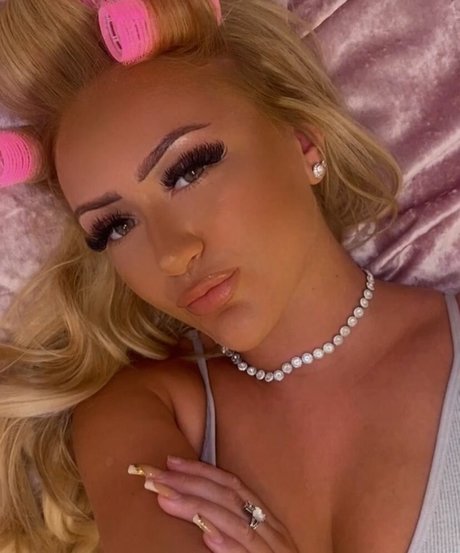 Lily Mcalpine OnlyFans-Leaks