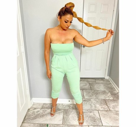 Sekzzibunnie Titten OnlyFans