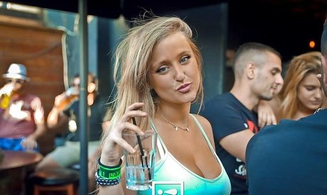 Luan Raviv Nur für Fans