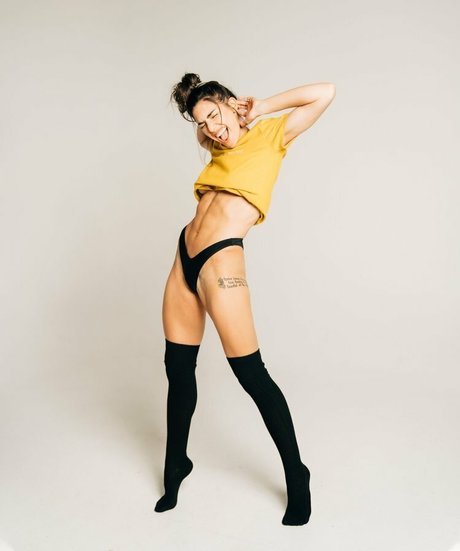 Nikki Howard Leak von OnlyFans Pornografie