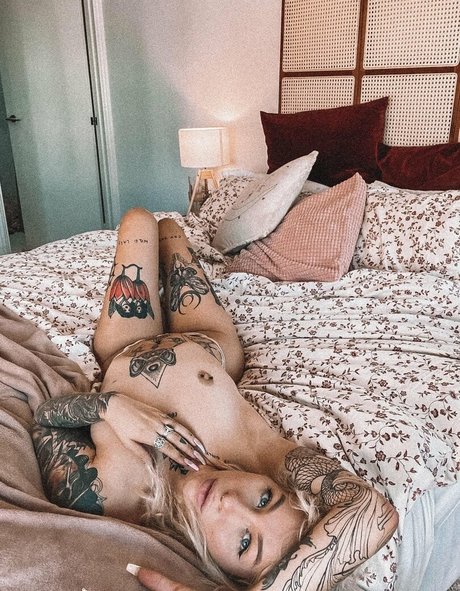 The Omen Leaks von Nacktbildern auf OnlyFans