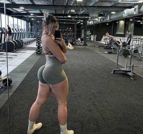 Nikita Simpson OnlyFans-Leaks