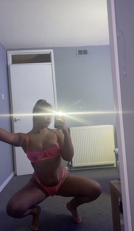 Beth Macdonald OnlyFans Gratis-Inhalte