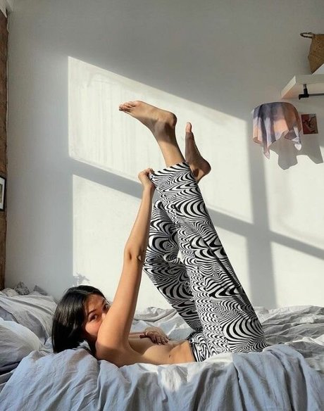 Bridget Gao Hollitt Nackt auf OnlyFans