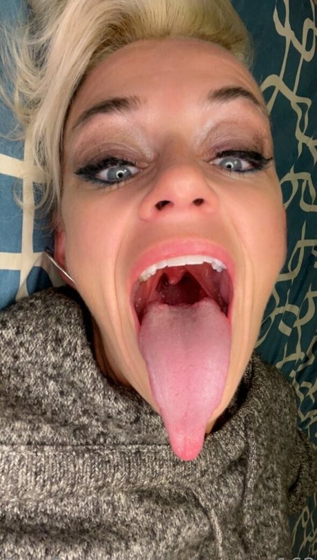 sashamoon1621 OnlyFans Gratis