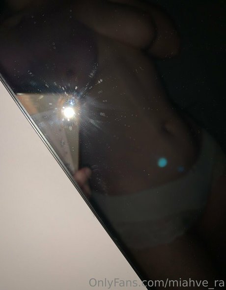 miahve ra Nacktbilder OnlyFans Leak