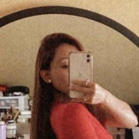 Sofrillavanilla OnlyFans Model Bilder