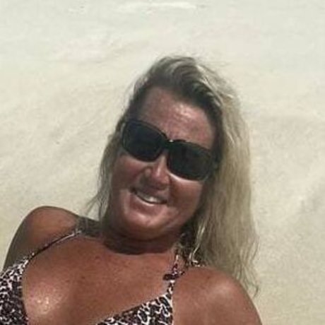 Hotwife Unicorn OnlyFans Nacktfotos