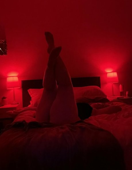 cinnamon siren OnlyFans-Leak