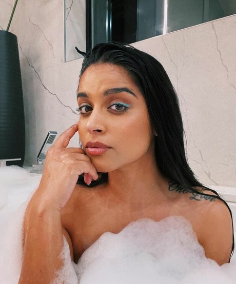 Lilly Singh NurlyFans-Pornoleaks