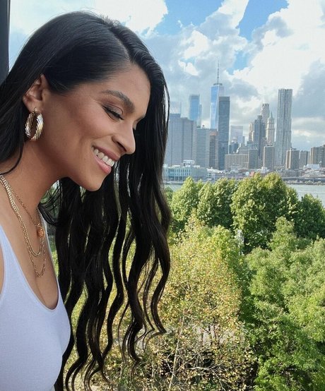 Lilly Singh OnlyFans-Leak