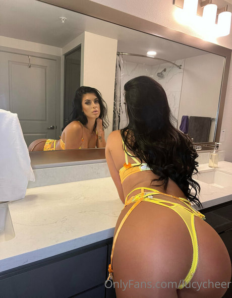 lucymomma OnlyFans Sex