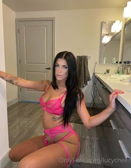 lucymomma Nacktbilder von OnlyFans geleakt