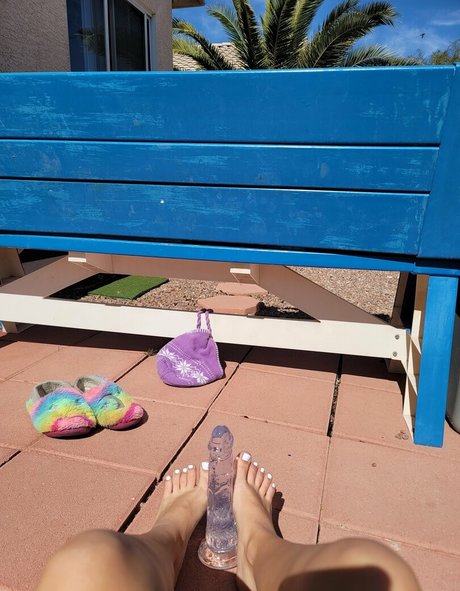 Lilly Lit Oben ohne OnlyFans