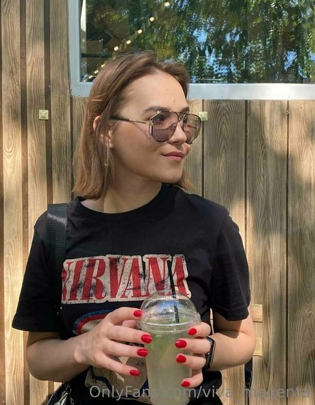 viva magenta Nacktbilder von OnlyFans geleakt