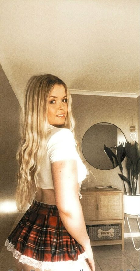 bunnyy101 OnlyFans-Model