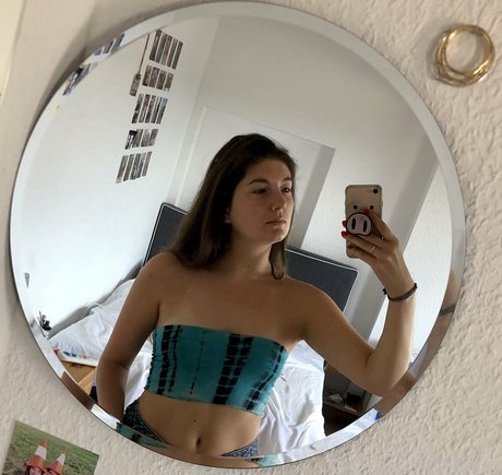 sassyrach Brüste OnlyFans