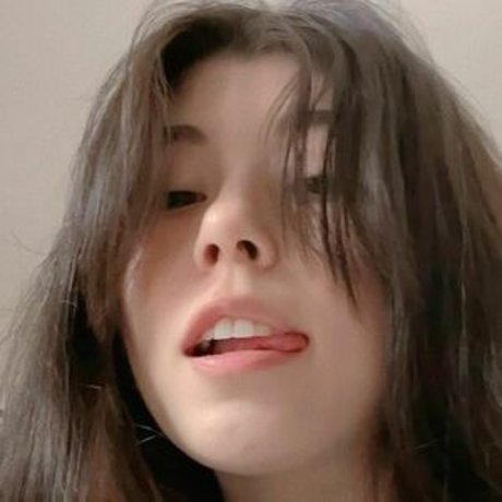 pathreacts Oben ohne OnlyFans