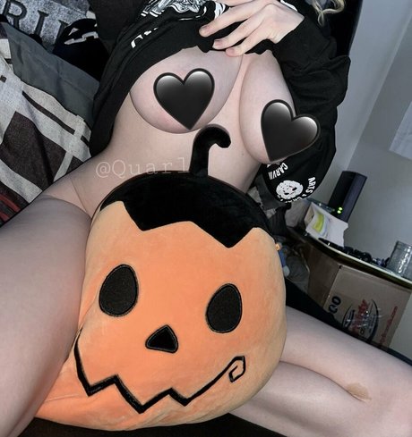 Quarlx Nacktbilder OnlyFans geleakt