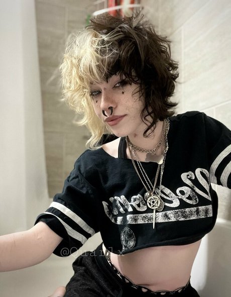 Quarlx OnlyFans-Bilder