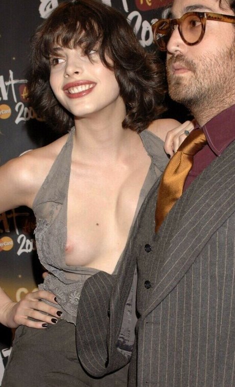 Charlotte Kemp Muhl Nacktbilder von OnlyFans